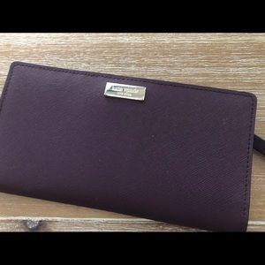 Kate Spade Saffiano Leather Wallet— Like New!